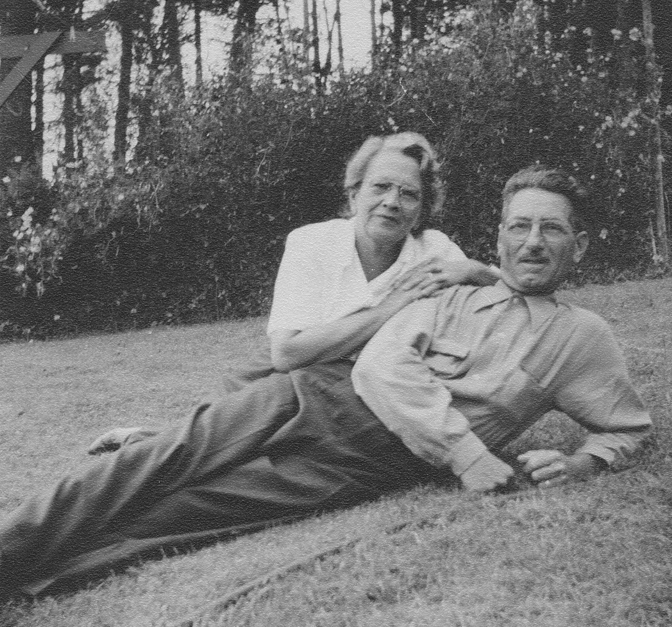 James and Edith Ashrow