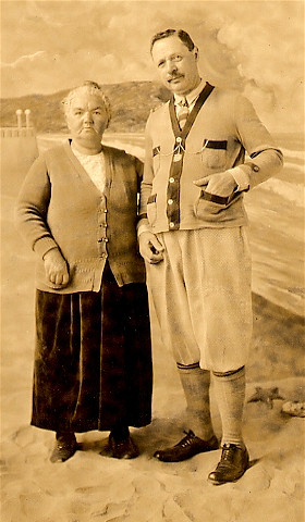Brownes 1930s